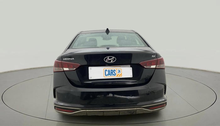 2021 Hyundai Verna SX (O) 1.5 VTVT IVT, Petrol, Automatic, 76,367 km, Back/Rear