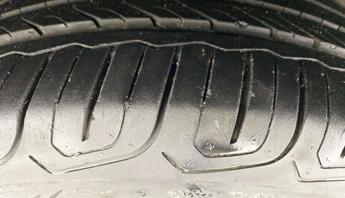 2023 MG ASTOR SHARP 1.5 MT, Petrol, Manual, 15,927 km, Left Front Tyre Tread