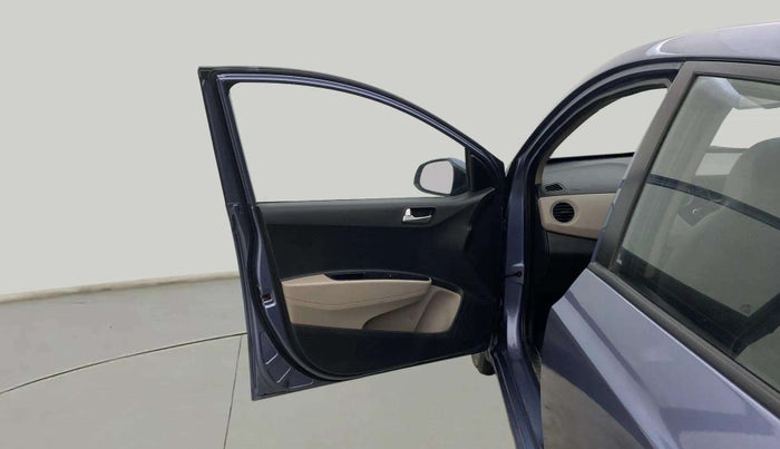 2015 Hyundai Xcent SX 1.2, Petrol, Manual, 62,235 km, LHS Front Door