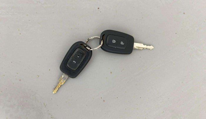 2019 Renault Kwid RXL, Petrol, Manual, 52,252 km, Key Close Up
