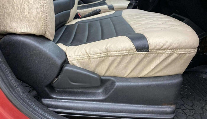 2019 Renault Kwid RXL, Petrol, Manual, 52,252 km, Driver Side Adjustment Panel