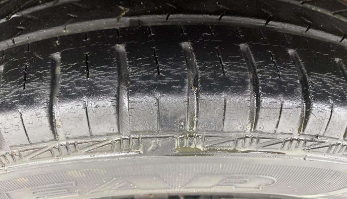 2018 Maruti Celerio ZXI AMT, Petrol, Automatic, 29,187 km, Left Front Tyre Tread