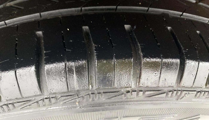 2018 Maruti Celerio ZXI AMT, Petrol, Automatic, 29,187 km, Right Rear Tyre Tread