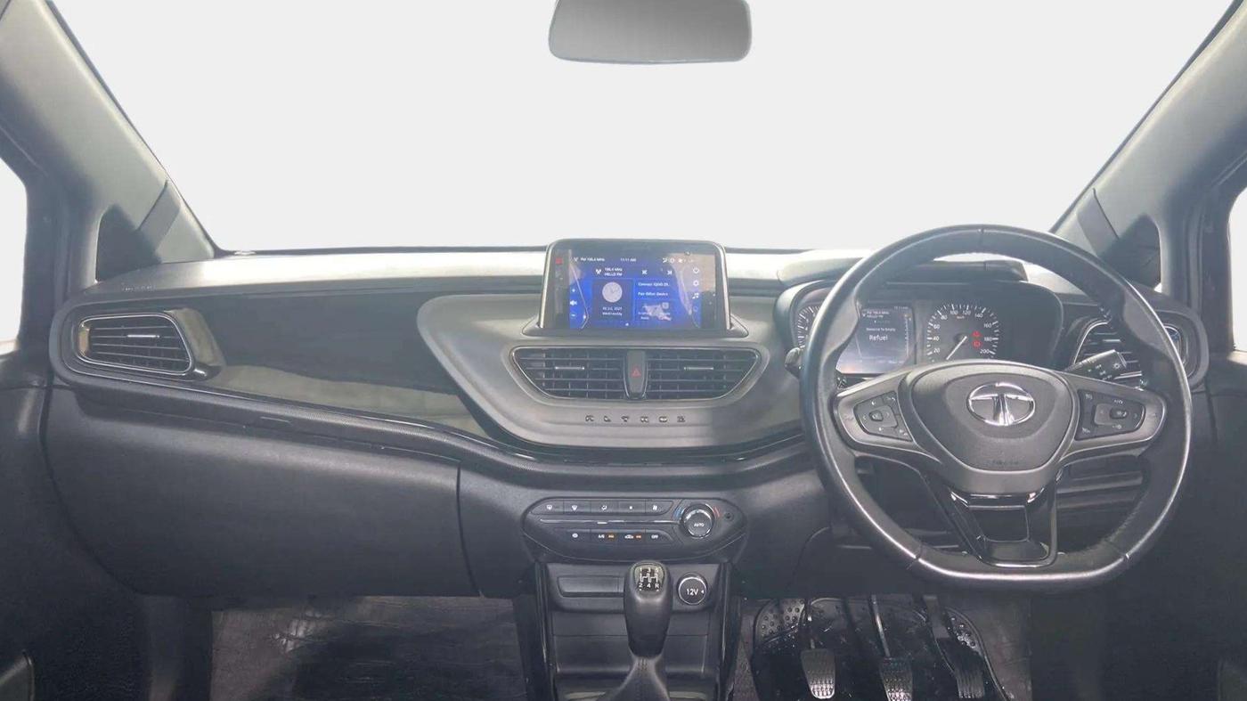 2022 Tata ALTROZ XZ PLUS I-TURBO PETROL DARK EDITION, Petrol, Manual, 38,326 km, Dashboard