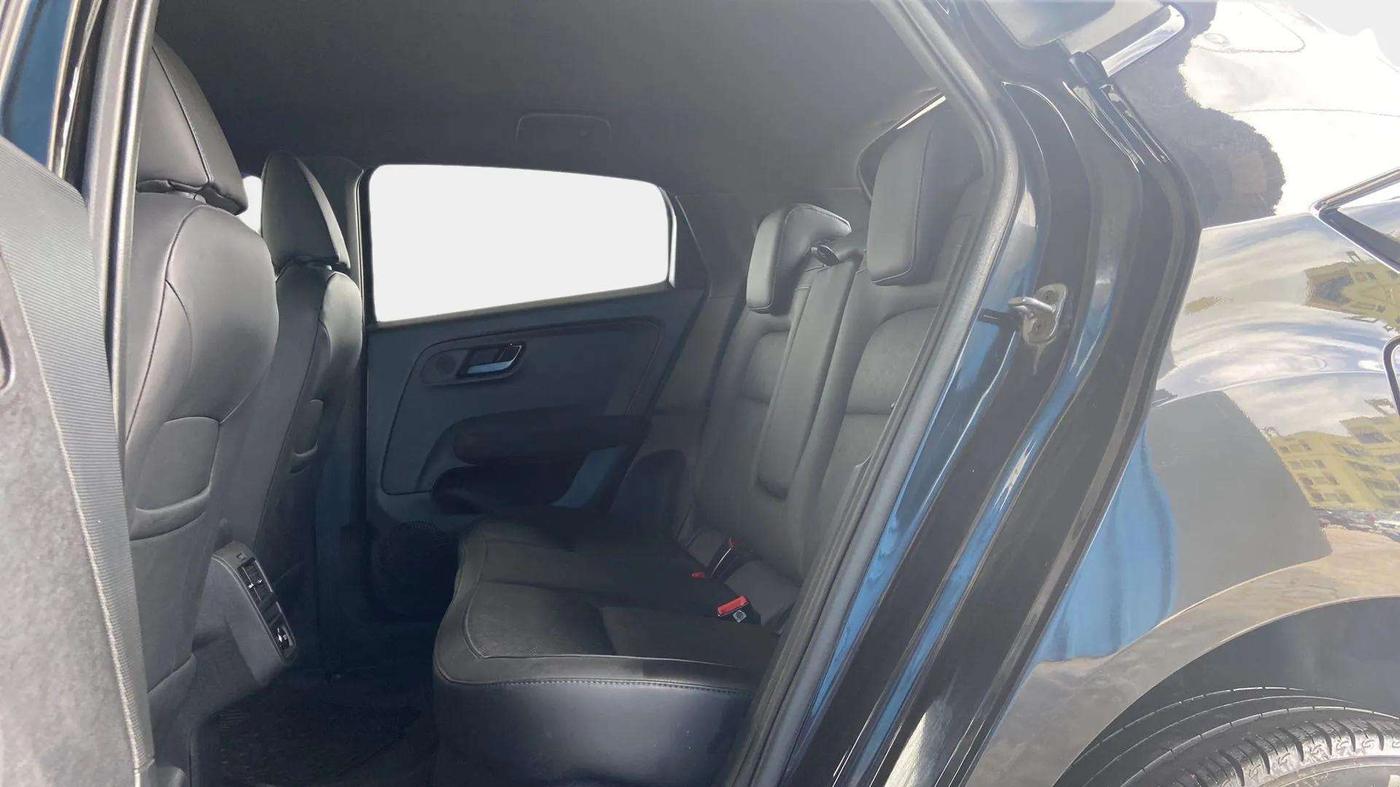 2022 Tata ALTROZ XZ PLUS I-TURBO PETROL DARK EDITION, Petrol, Manual, 38,326 km, Right Side Rear Door Cabin