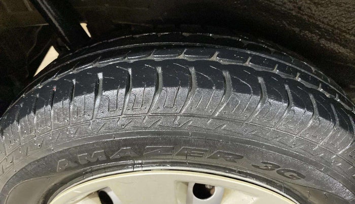 2015 Maruti Wagon R 1.0 LXI, Petrol, Manual, 41,656 km, Left Front Tyre Tread