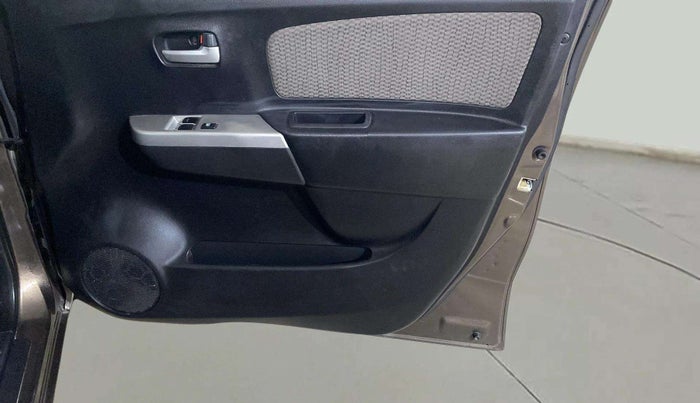 2015 Maruti Wagon R 1.0 LXI, Petrol, Manual, 41,656 km, Driver Side Door Panels Control