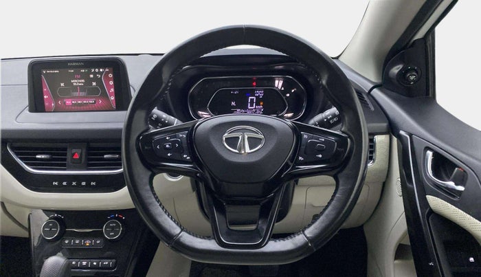 2022 Tata NEXON XZA PLUS (PREMIUM) PETROL, Petrol, Automatic, 17,348 km, Steering Wheel Close Up