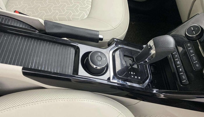 2022 Tata NEXON XZA PLUS (PREMIUM) PETROL, Petrol, Automatic, 17,348 km, Gear Lever