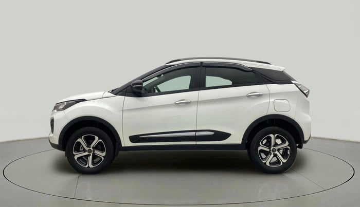 2022 Tata NEXON XZA PLUS (PREMIUM) PETROL, Petrol, Automatic, 17,348 km, Left Side
