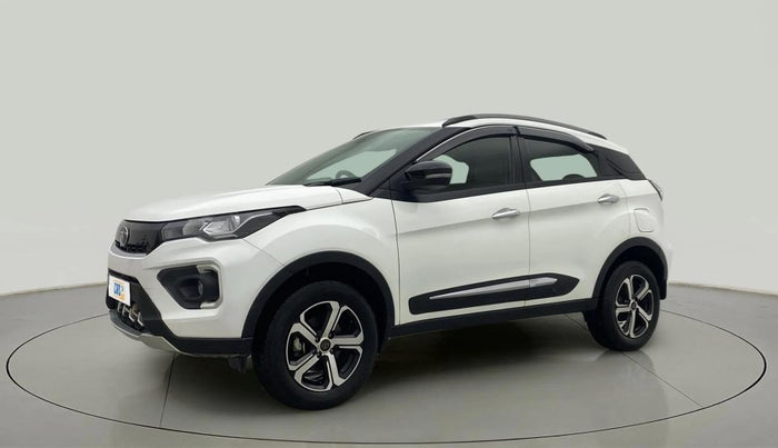 2022 Tata NEXON XZA PLUS (PREMIUM) PETROL, Petrol, Automatic, 17,348 km, Left Front Diagonal