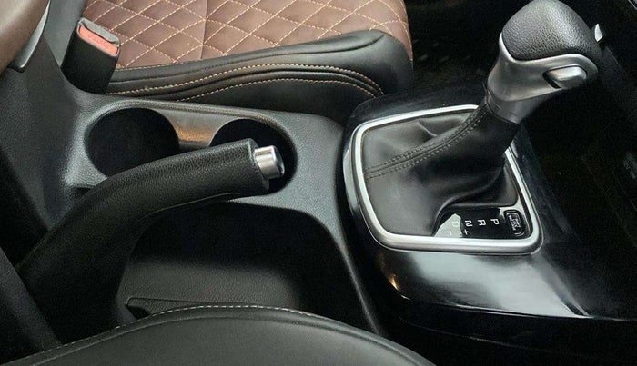 2020 KIA SELTOS HTK PLUS AT 1.5 DIESEL, Diesel, Automatic, 59,278 km, Gear Lever