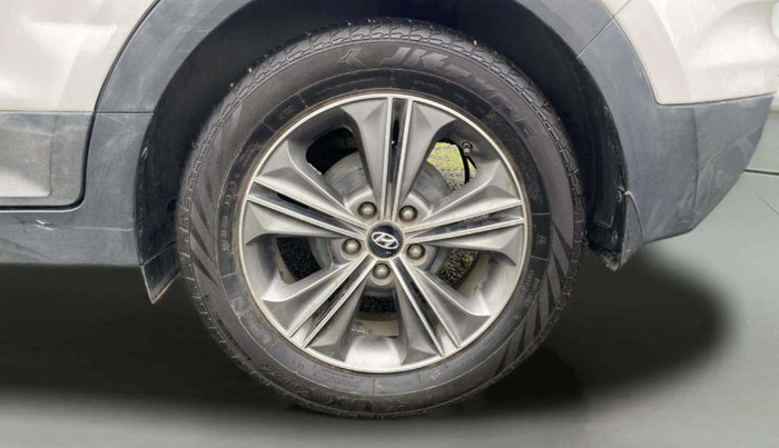 2016 Hyundai Creta SX PLUS AT 1.6 PETROL, Petrol, Automatic, 51,443 km, Left Rear Wheel