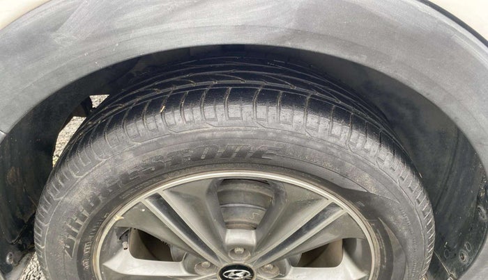 2016 Hyundai Creta SX PLUS AT 1.6 PETROL, Petrol, Automatic, 51,443 km, Right Rear Tyre Tread