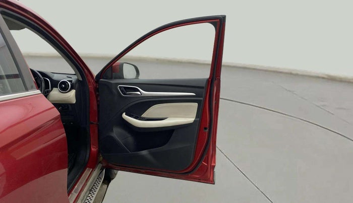 2022 MG ASTOR SMART 1.5 CVT, Petrol, Automatic, 28,072 km, RHS Front Door
