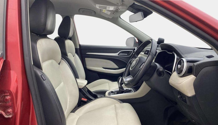 2022 MG ASTOR SMART 1.5 CVT, Petrol, Automatic, 28,072 km, Right Side Front Door Cabin