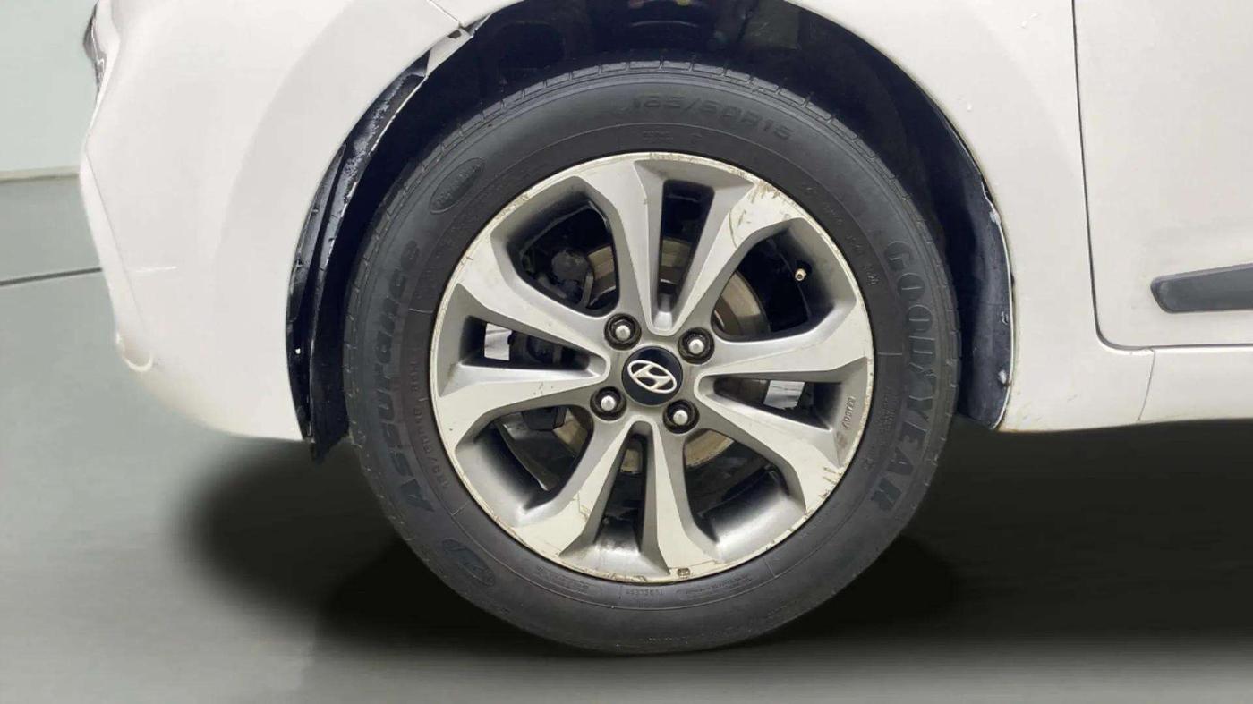 2018 Hyundai Xcent SX 1.2 (O), Petrol, Manual, 99,758 km, Left Front Wheel