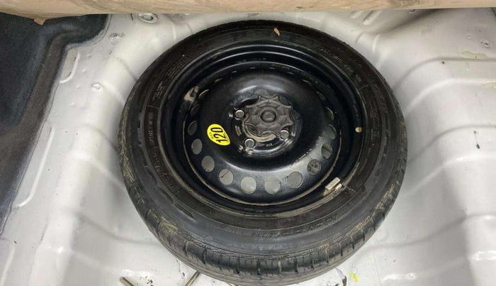 2018 Hyundai Xcent SX 1.2 (O), Petrol, Manual, 99,758 km, Spare Tyre
