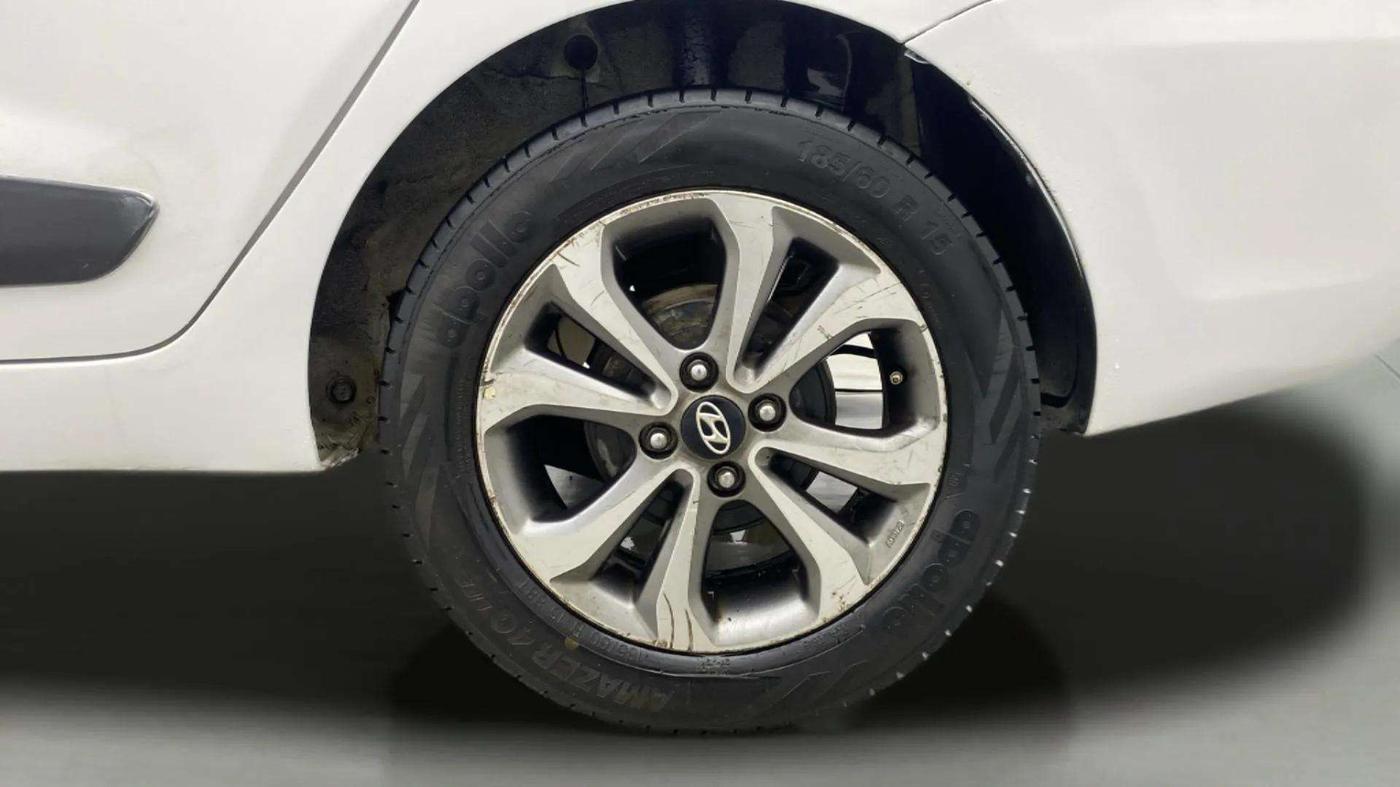 2018 Hyundai Xcent SX 1.2 (O), Petrol, Manual, 99,758 km, Left Rear Wheel