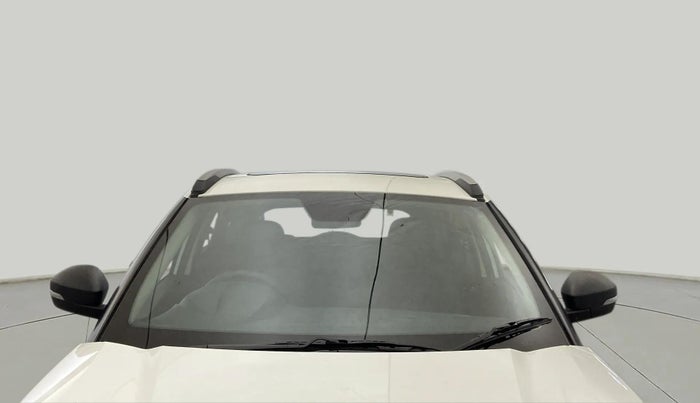 2022 Tata NEXON XM SUNROOF PETROL, Petrol, Manual, 26,016 km, Front Windshield