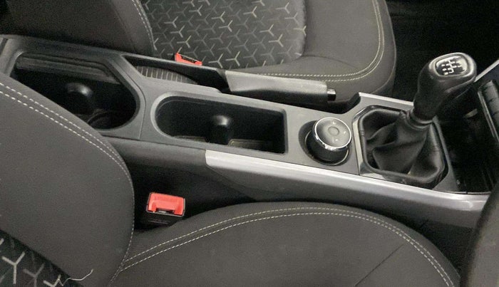 2022 Tata NEXON XM SUNROOF PETROL, Petrol, Manual, 26,016 km, Gear Lever
