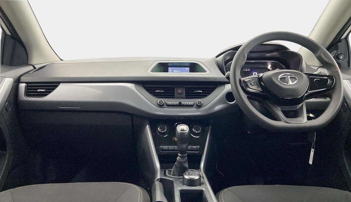 2022 Tata NEXON XM SUNROOF PETROL, Petrol, Manual, 26,016 km, Dashboard