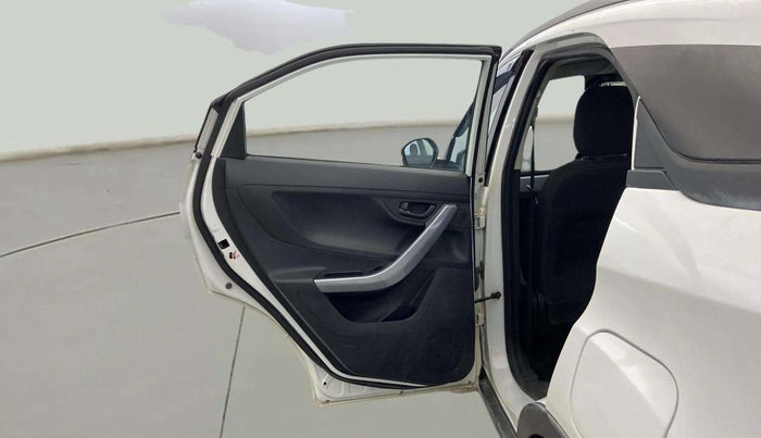 2022 Tata NEXON XM SUNROOF PETROL, Petrol, Manual, 26,016 km, LHS Rear Door