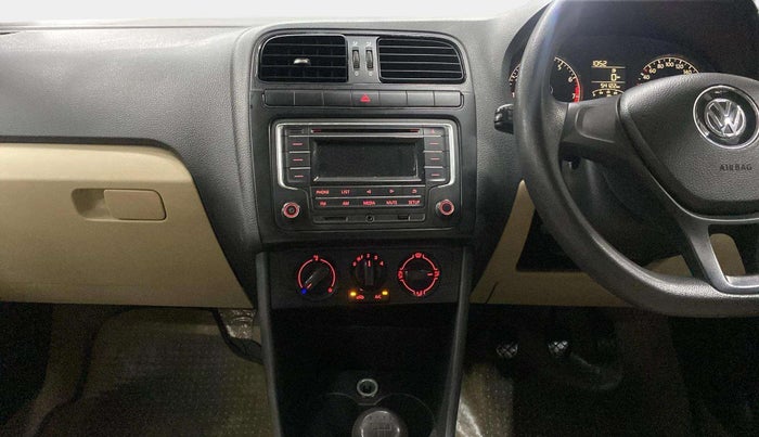2016 Volkswagen Ameo COMFORTLINE 1.2L, Petrol, Manual, 54,081 km, Air Conditioner