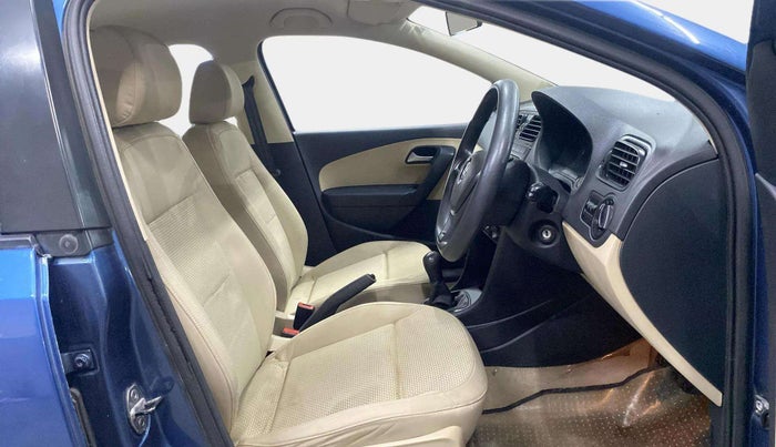 2016 Volkswagen Ameo COMFORTLINE 1.2L, Petrol, Manual, 54,081 km, Right Side Front Door Cabin