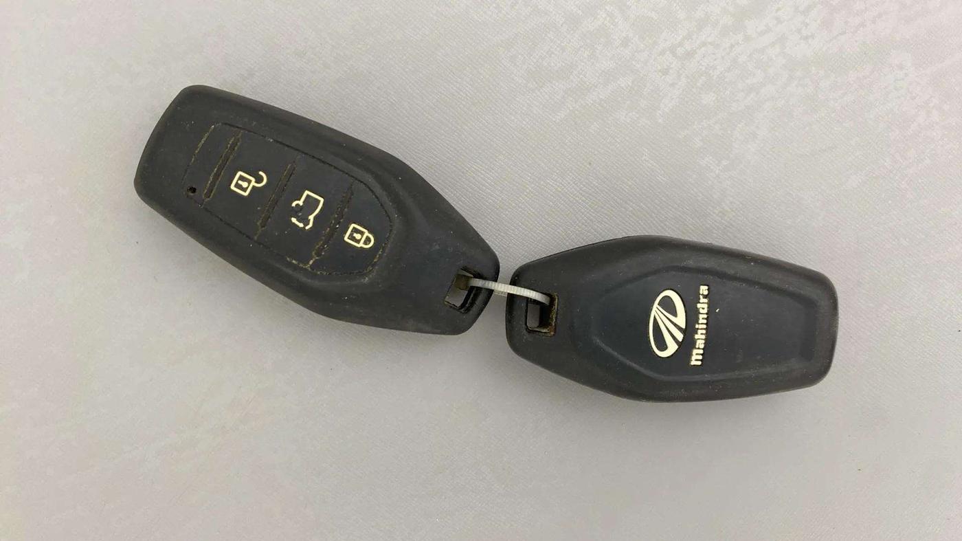 2018 Mahindra XUV500 W9, Diesel, Manual, 60,452 km, Key Close Up