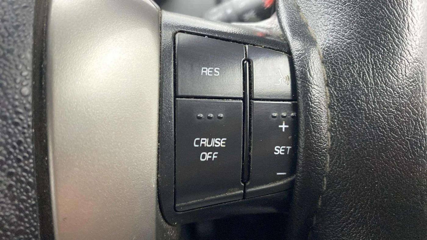 2018 Mahindra XUV500 W9, Diesel, Manual, 60,452 km, Adaptive Cruise Control