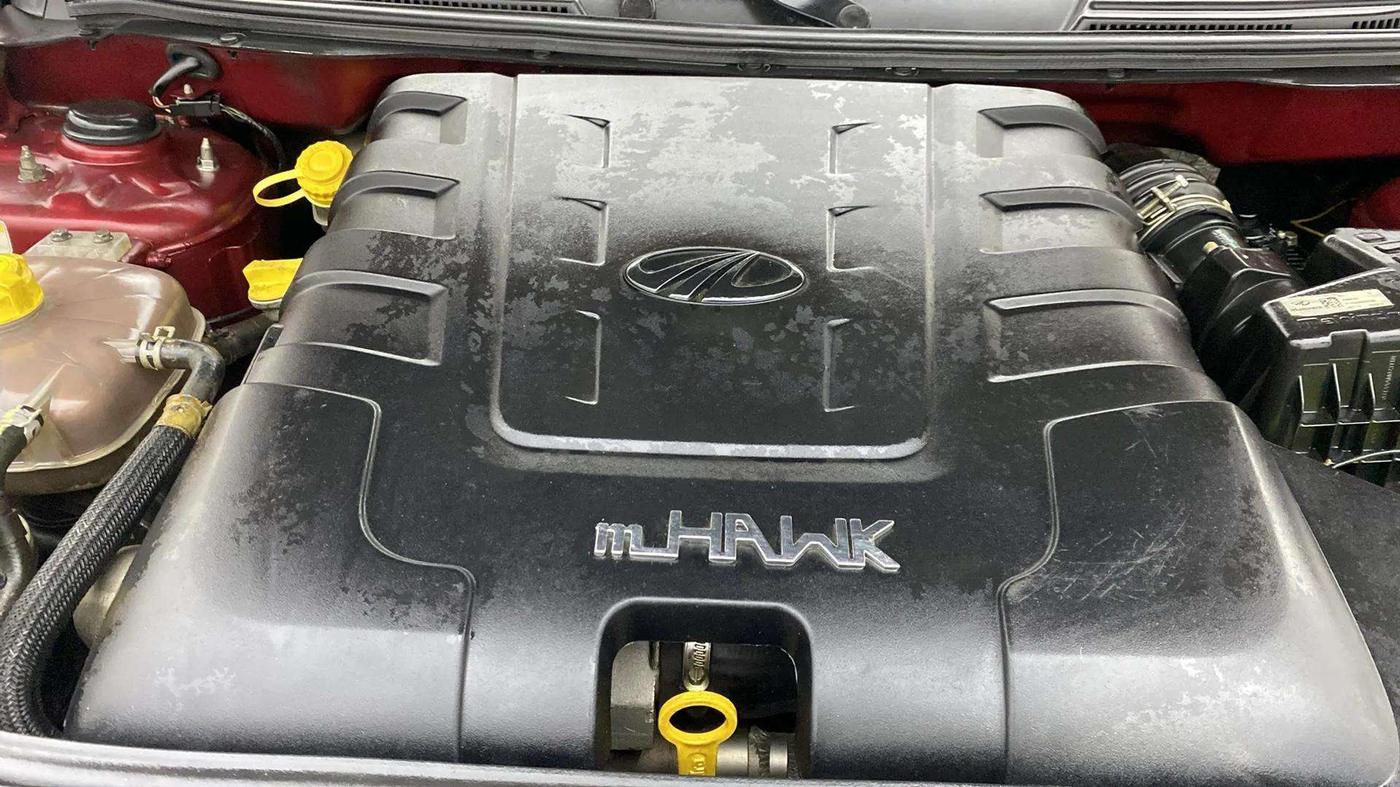 2018 Mahindra XUV500 W9, Diesel, Manual, 60,452 km, Engine View