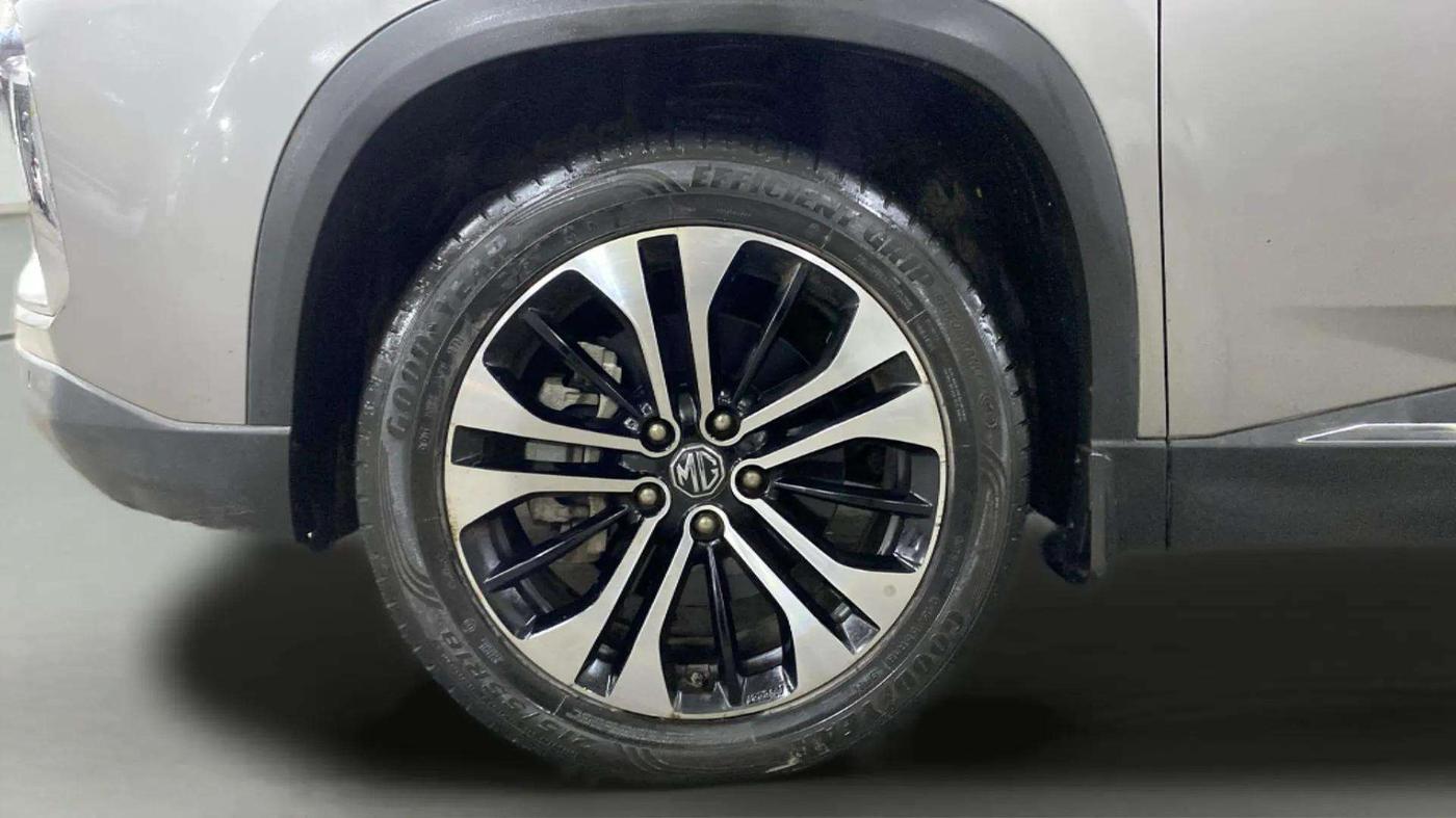 2022 MG HECTOR SHARP 2.0 DIESEL, Diesel, Manual, 22,220 km, Left Front Wheel
