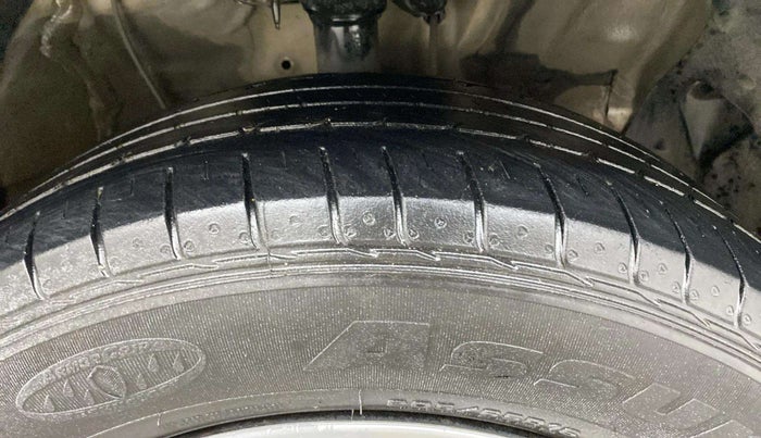 2021 Hyundai Creta EX 1.5 DIESEL, Diesel, Manual, 94,385 km, Right Front Tyre Tread