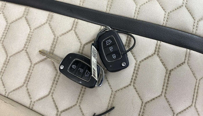 2021 Hyundai Creta EX 1.5 DIESEL, Diesel, Manual, 94,385 km, Key Close Up