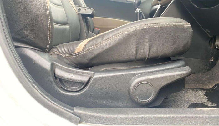 2015 Hyundai Grand i10 ASTA (O) 1.2 KAPPA VTVT, Petrol, Manual, 91,217 km, Driver Side Adjustment Panel