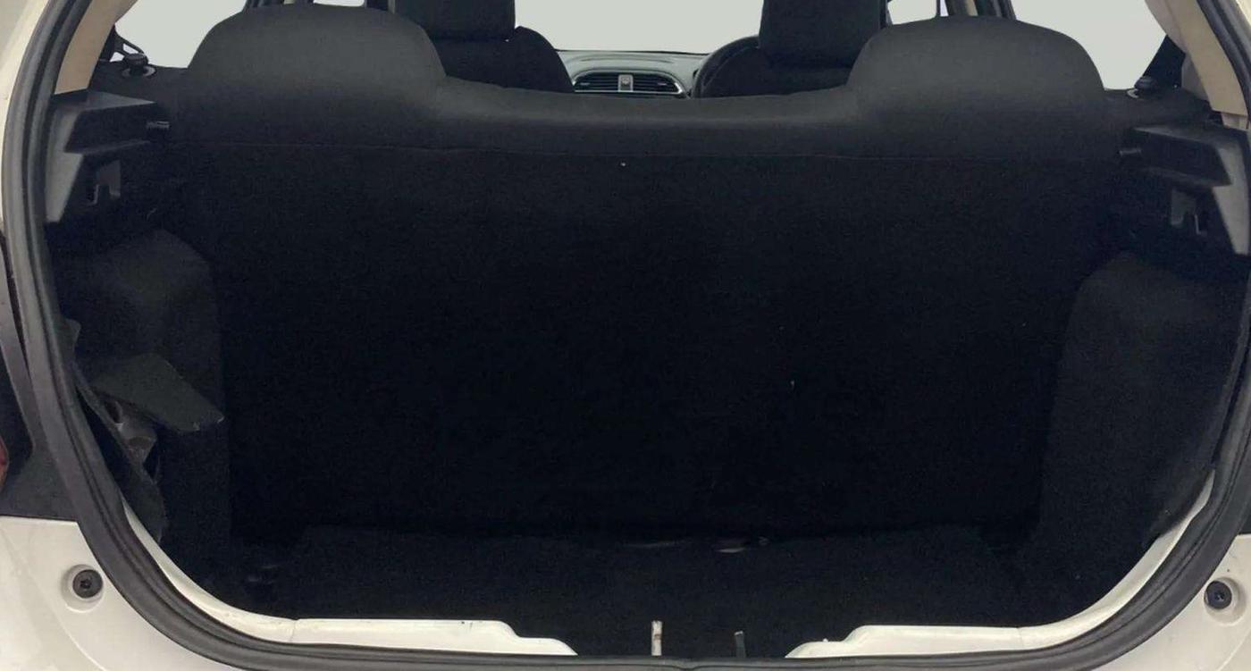 2018 Tata Tiago XZ PETROL, Petrol, Manual, 97,367 km, Boot Inside
