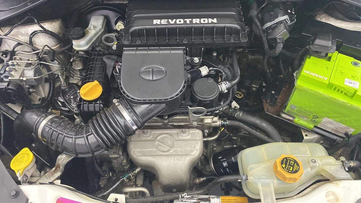 2018 Tata Tiago XZ PETROL, Petrol, Manual, 97,367 km, Open Bonet