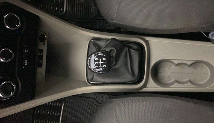 2018 Tata Tiago XZ PETROL, Petrol, Manual, 97,342 km, Gear Lever