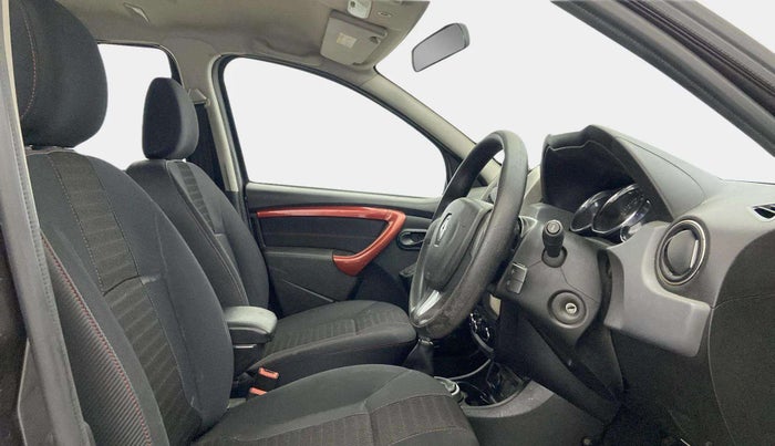 2018 Renault Duster RXS CVT, Petrol, Automatic, 87,397 km, Right Side Front Door Cabin