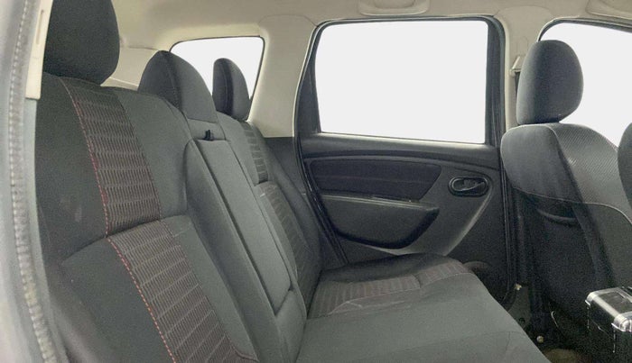 2018 Renault Duster RXS CVT, Petrol, Automatic, 87,397 km, Right Side Rear Door Cabin