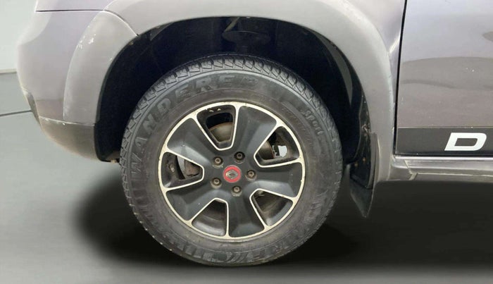 2018 Renault Duster RXS CVT, Petrol, Automatic, 87,397 km, Left Front Wheel