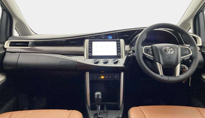 2022 Toyota Innova Crysta 2.4 GX AT 7 STR, Diesel, Automatic, 84,125 km, Dashboard