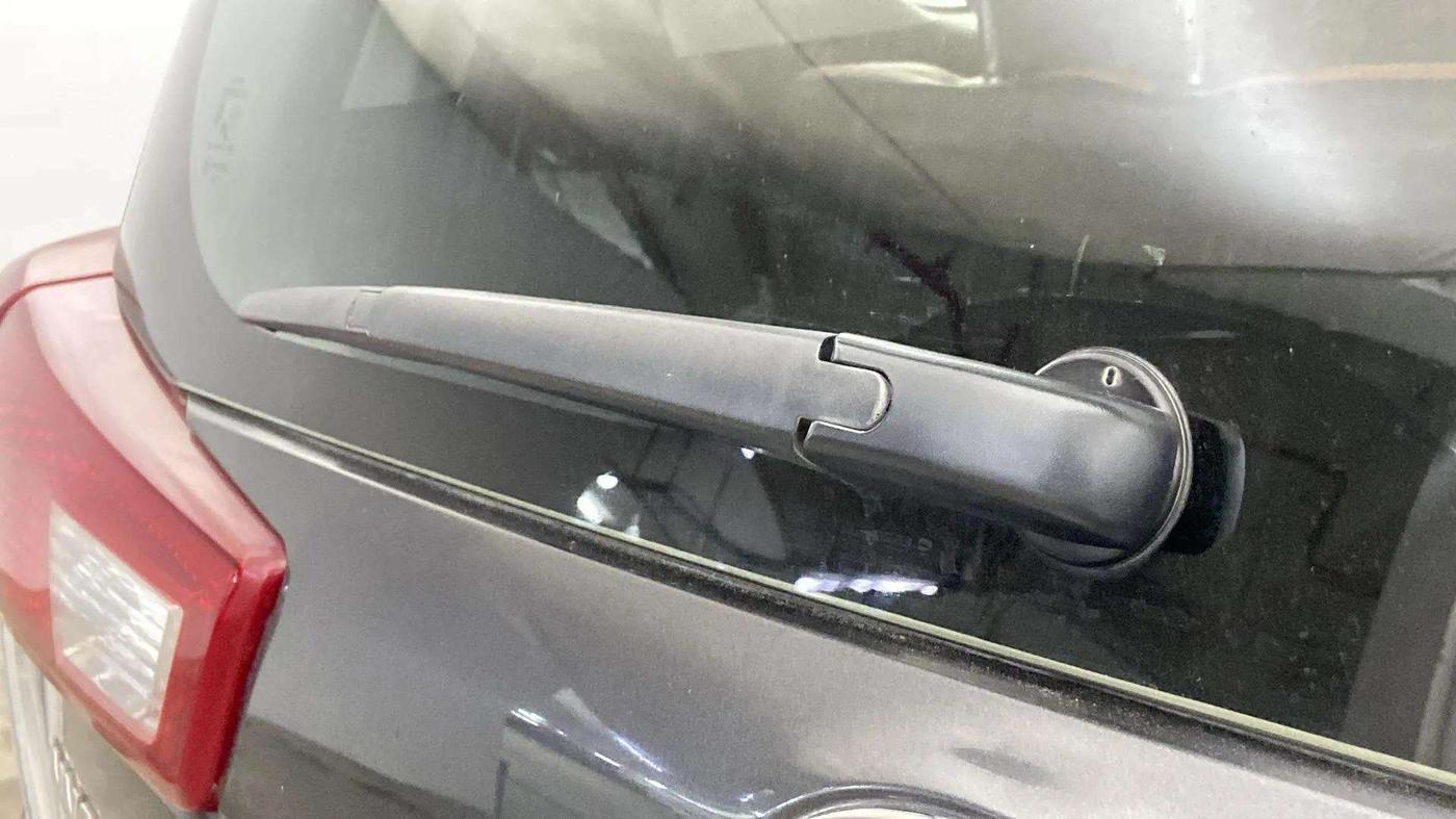 2022 Toyota Innova Crysta 2.4 GX AT 7 STR, Diesel, Automatic, 84,125 km, Rear Wiper