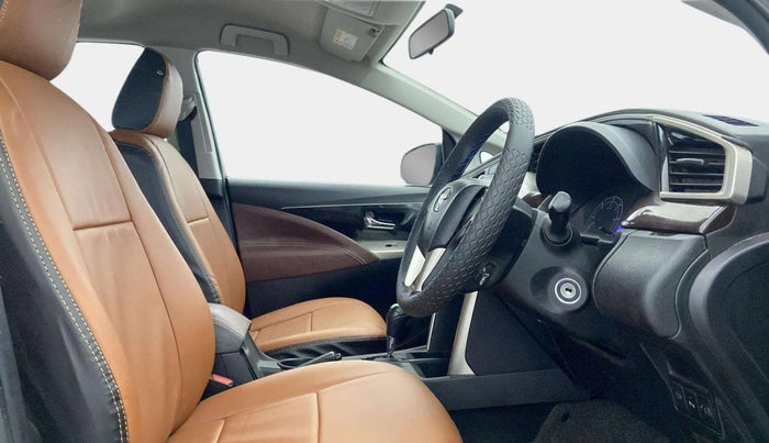2022 Toyota Innova Crysta 2.4 GX AT 7 STR, Diesel, Automatic, 84,125 km, Right Side Front Door Cabin