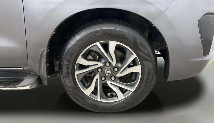 2022 Toyota Innova Crysta 2.4 GX AT 7 STR, Diesel, Automatic, 84,125 km, Right Front Wheel