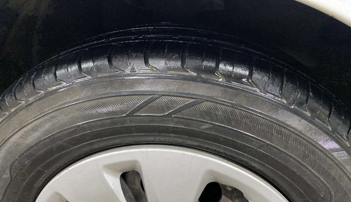 2012 Hyundai i10 MAGNA 1.1, Petrol, Manual, 59,005 km, Right Rear Tyre Tread