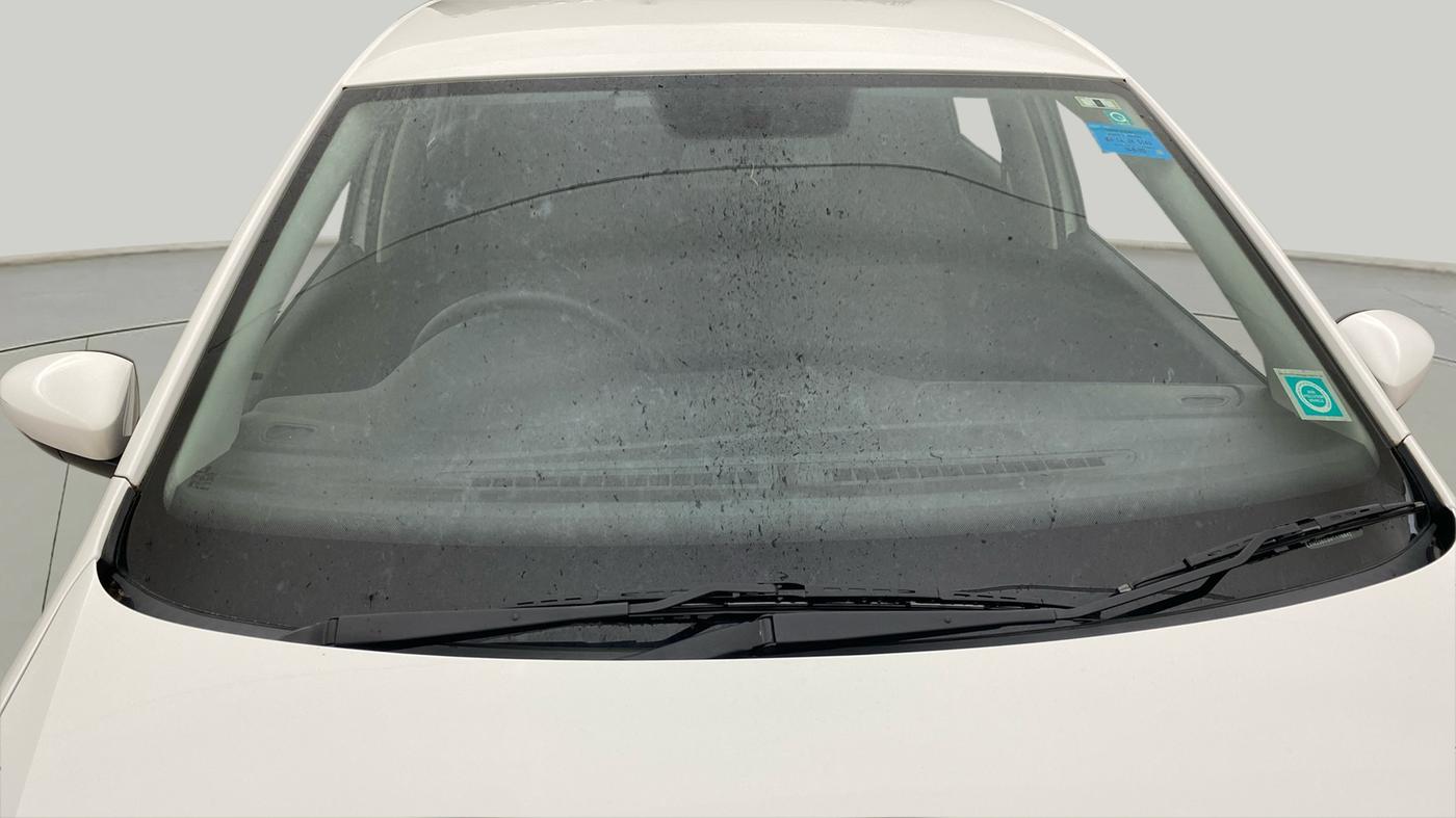 2020 Volkswagen Polo TRENDLINE 1.0L, Petrol, Manual, 40,344 km, Front Windshield