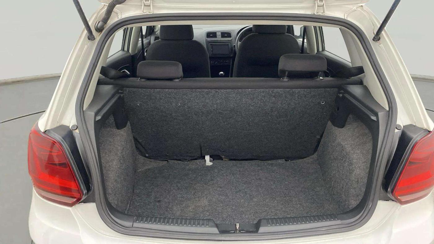 2020 Volkswagen Polo TRENDLINE 1.0L, Petrol, Manual, 40,344 km, Boot Open Zoomed View