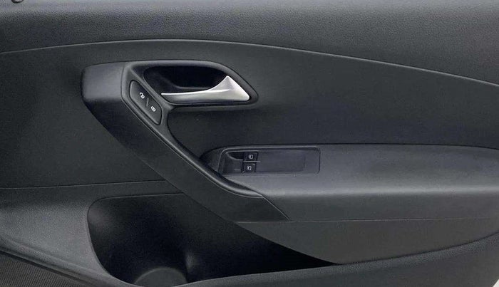 2020 Volkswagen Polo TRENDLINE 1.0L, Petrol, Manual, 40,344 km, Driver Side Door Panels Control